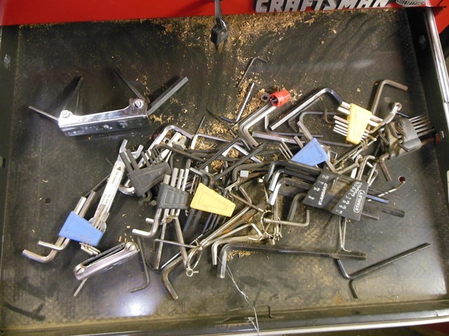 lot 222 image: Large Assortment of Allen Keys