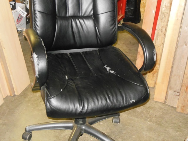 lot 248 image: Garage Office Chair