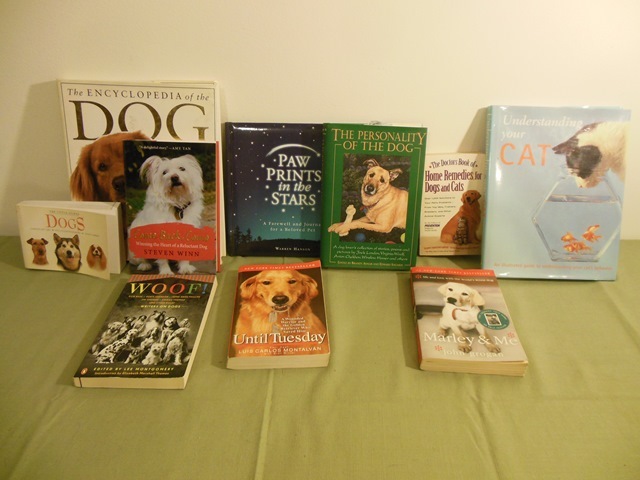 lot 305 image: Dog and Cat Books