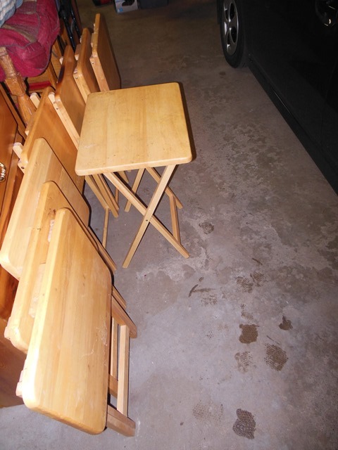 lot 279 image: Wooden TV Trays  Tables - a few have some discoloration