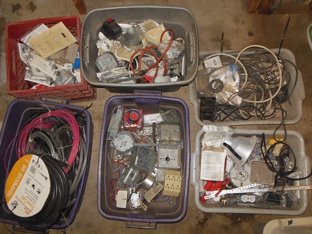 lot 281 image: Misc. Electrical