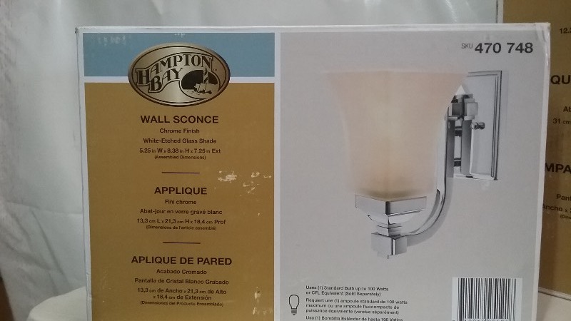 lot 23 image: Hampton Bay 2x set wall lighting