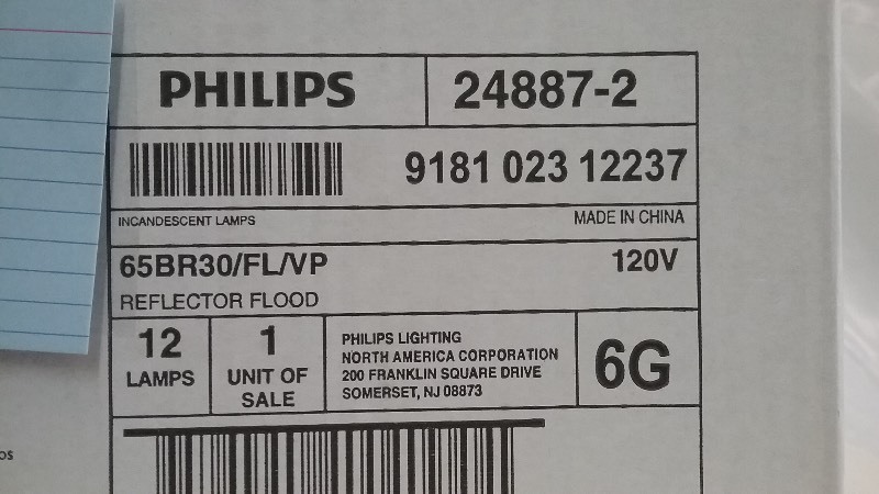 lot 18 image: 12 Pack Philips Lights