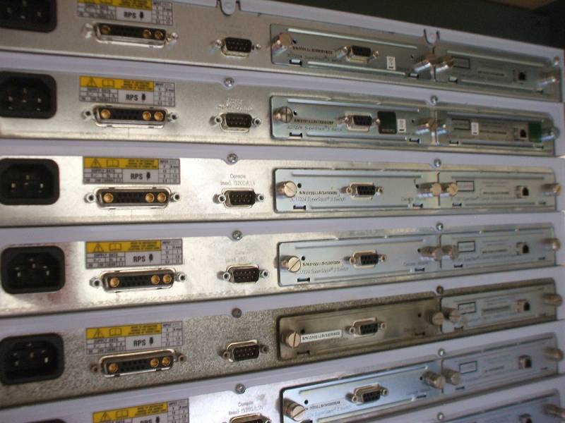 NETWORK SWITCHES
