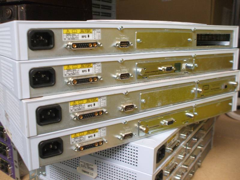 NETWORK SWITCHES