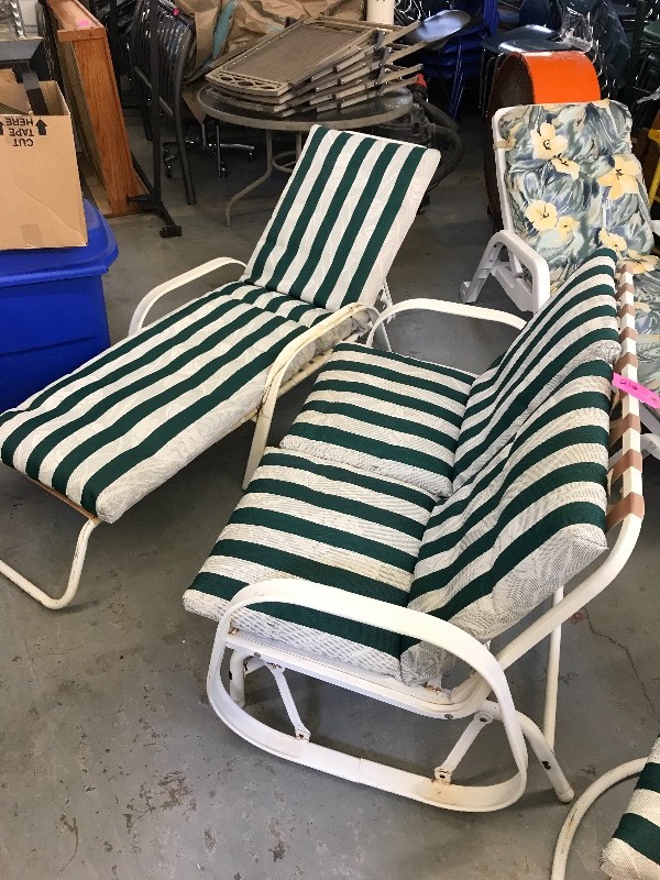 lot 216 image: POOLSIDE FURNITURE SET
