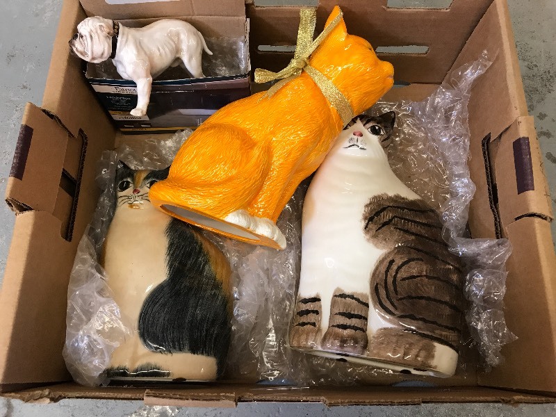lot 273 image: CERAMIC CATS AND DOGS