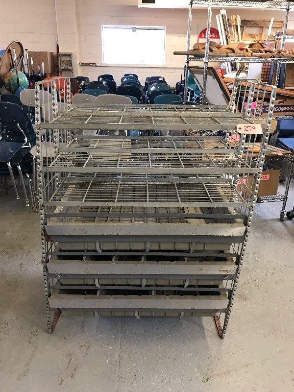 lot 279 image: METAL RACK