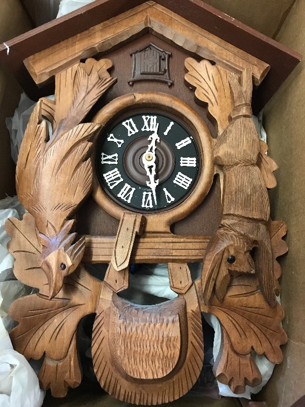 lot 282 image: BLACK FOREST CUCKOO CLOCK