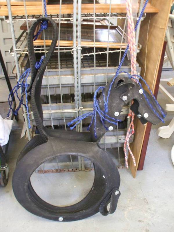lot 222 image: TIRE SWING