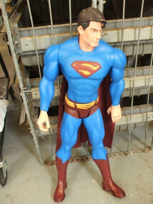 lot 231 image: DC COMISC 30 SUPERMAN ACTION FIGURE