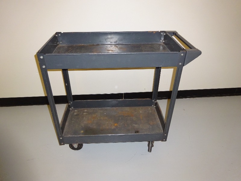 lot 3 image: Rolling Steel Cart