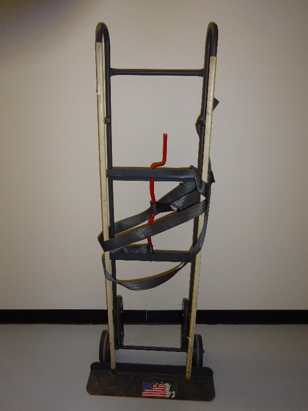 lot 7 image: Appliance Dolly