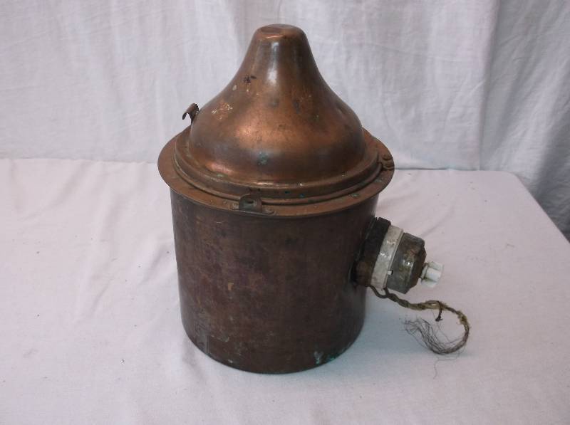lot 14 image: AntiqueVintage