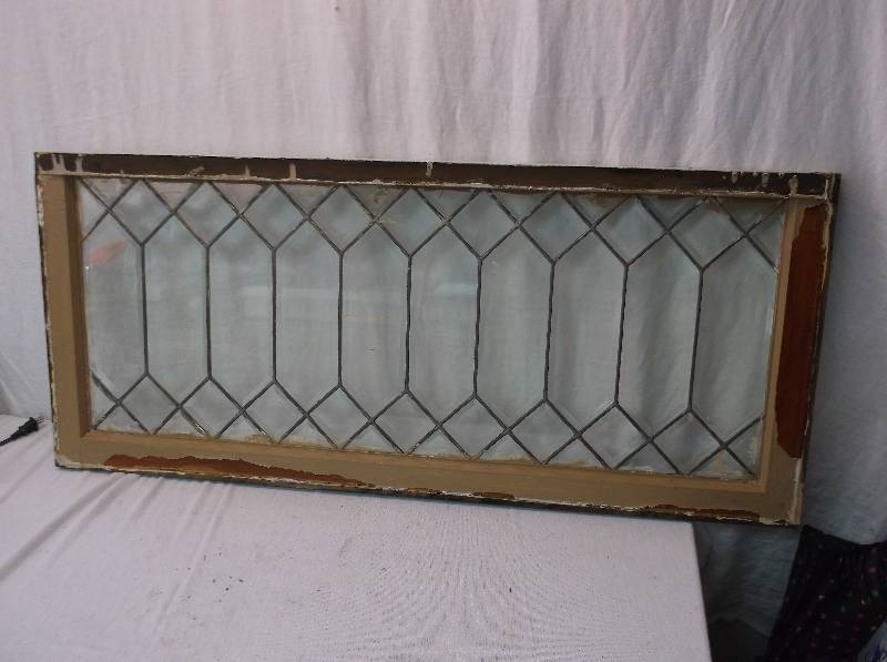 lot 98 image: Antique