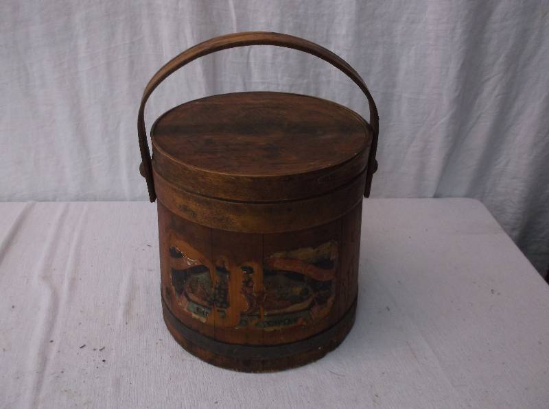 lot 102 image: AntiqueVintage