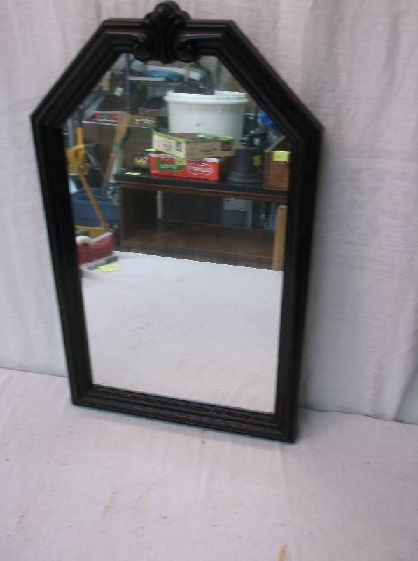 lot 129 image: Wall Mirror