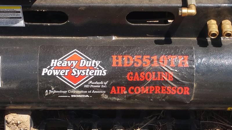 lot 11 image: HD Power 10 Gallon Honda GX 160 Air Compressor