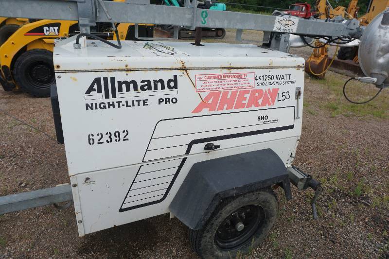 Allmand Night Light Pro Tow Behind Portable Light Tower