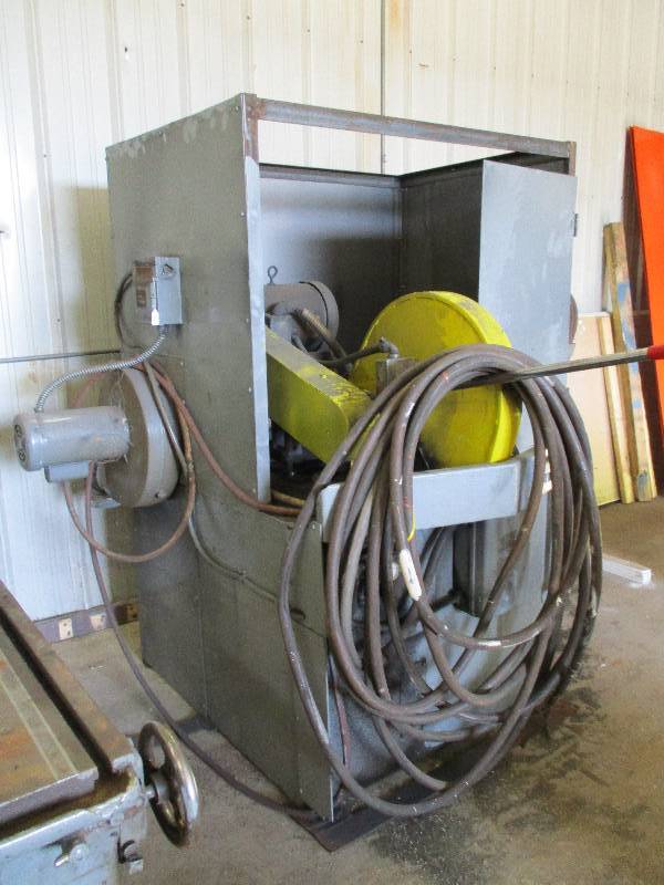 lot 4 image: Speed Cut Chop Saw