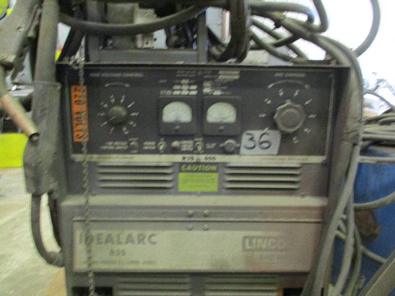 lot 16 image: Lincoln Idealarc Wire Feed Welder