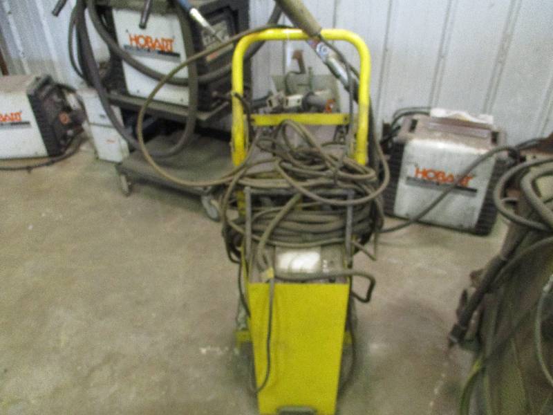 lot 19 image: Urasco Spot Welder