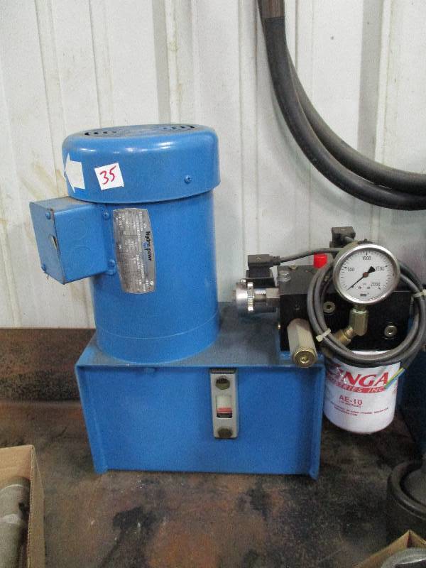 lot 35 image: Electric hydraulic Fluid Pump System