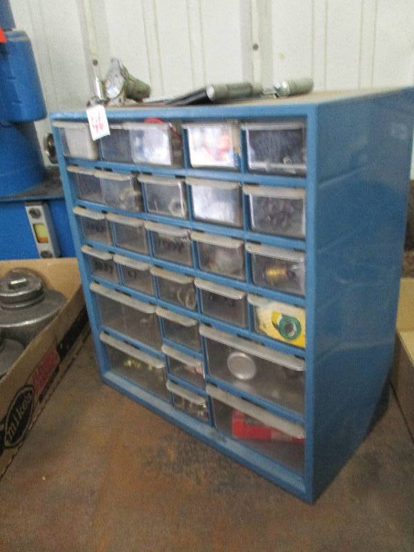 lot 46 image: Tray Organizer