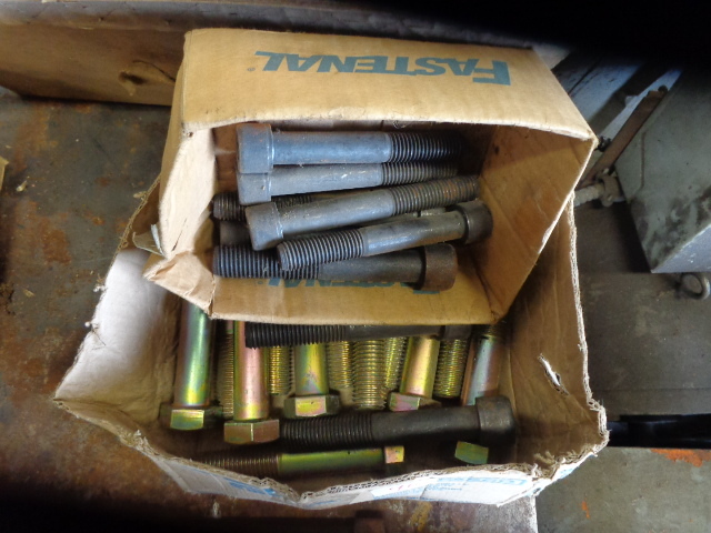 lot 96 image: Allen head bolts
