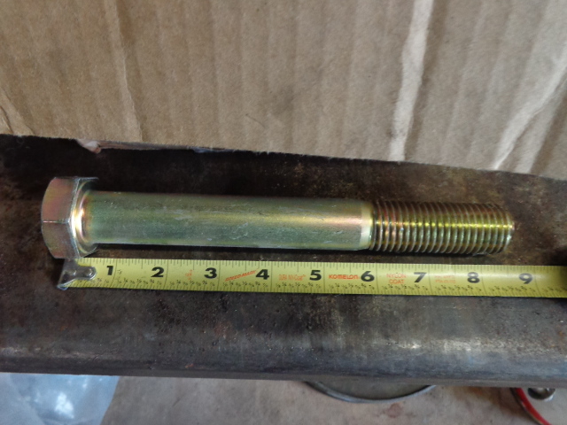lot 104 image: Allen head bolts