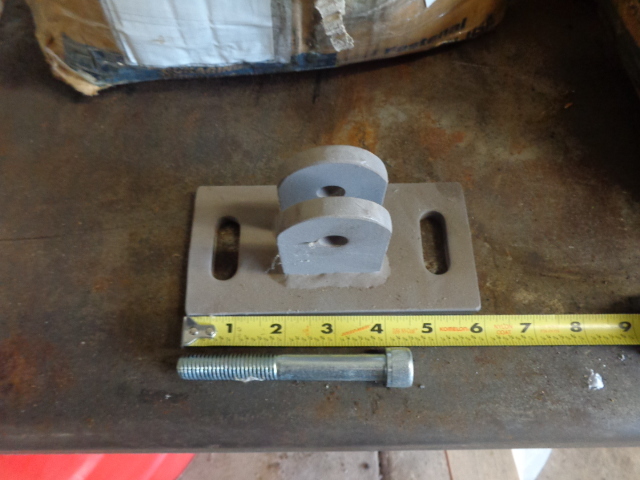 lot 103 image: Allen head bolts
