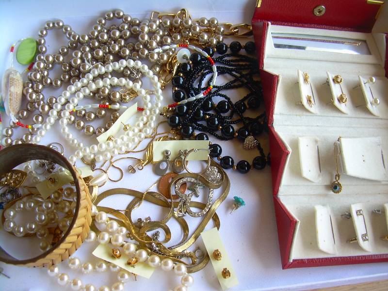 JEWLERY