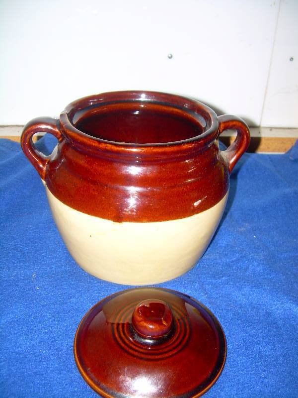 VINTAGE BEAN POT AND COVER