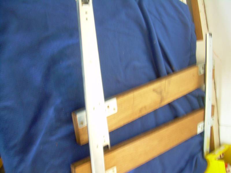 2 DRAWER SLIDES