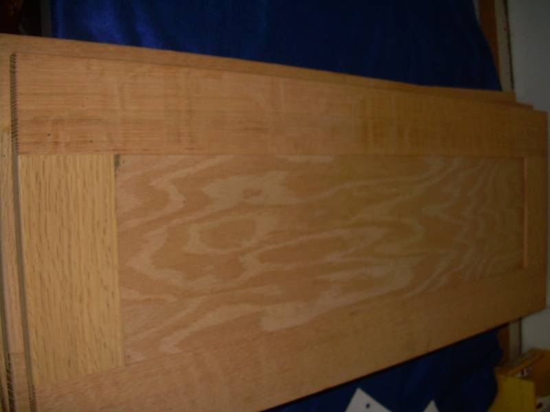 5 WOOD CABNET DOORS