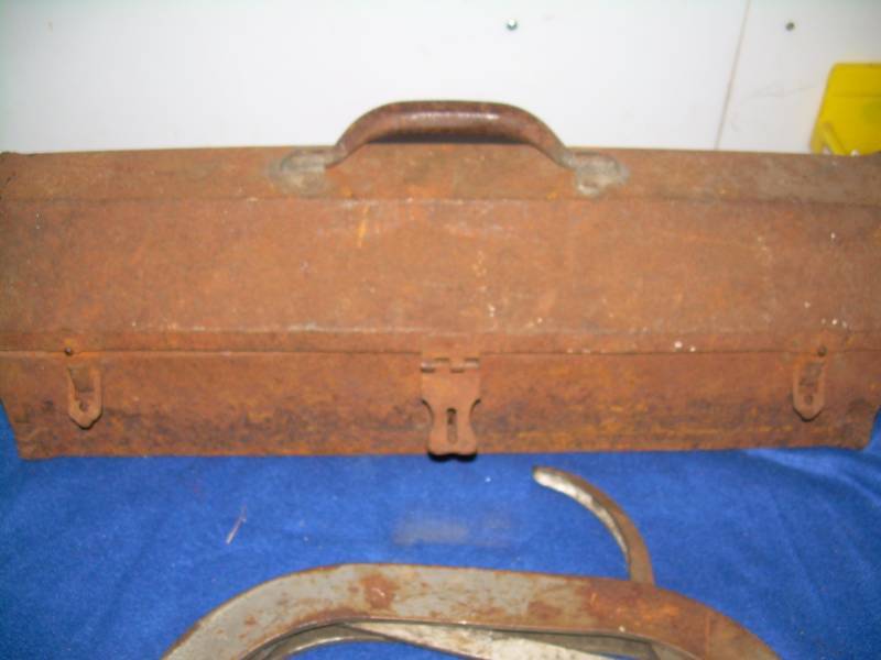 VINTAGE METAL C CLAMP AND TOOL BOX