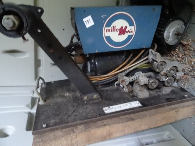 lot 251 image: Miller miller matic 056881 wire fee...