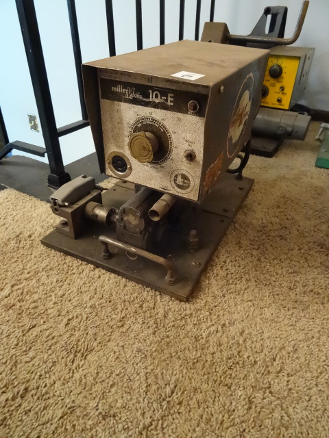 lot 6 image: Millermatic Wire Feeder Unit