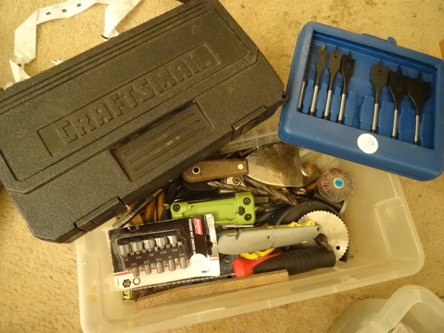 lot 67 image: Bin OF Misc Tools