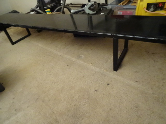 lot 69 image: Metal Riser 75 X 11 X 11