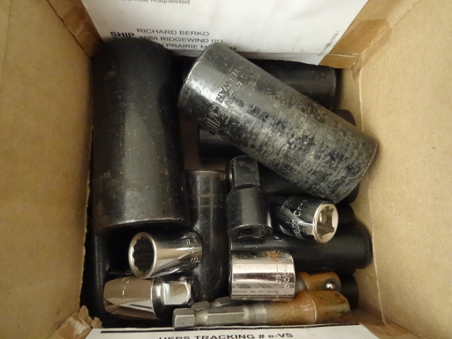 lot 90 image: Misc Impact Sockets