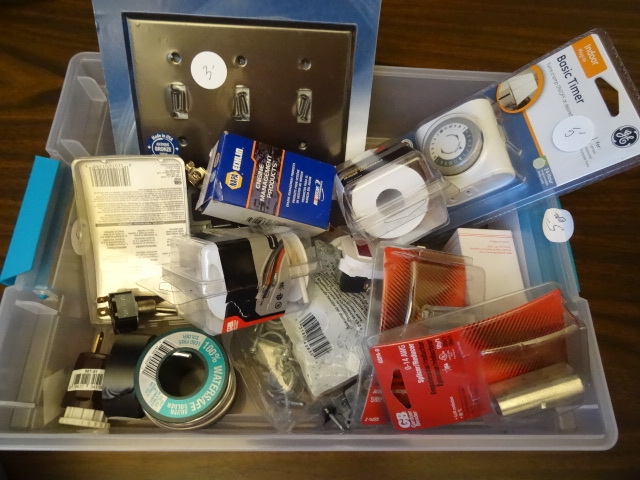 lot 92 image: Misc Electrical Supplies