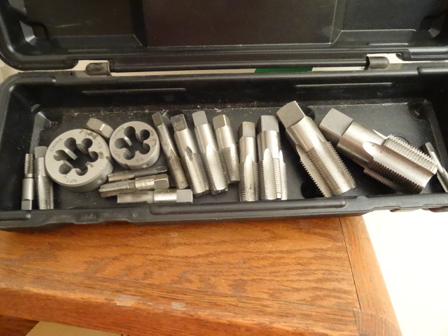 lot 113 image: Pipe Thread Tap and Dies