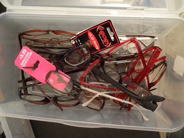 lot 114 image: 2 Bins Of Misc Glasses