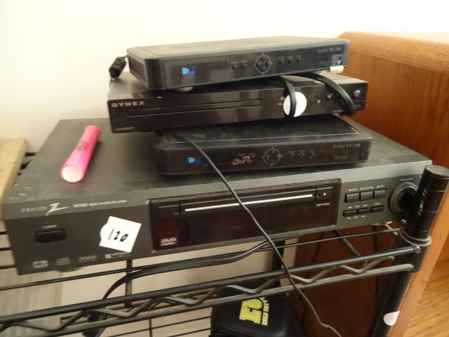lot 120 image: Zenith DVC2200 Digital Versatile Disc
