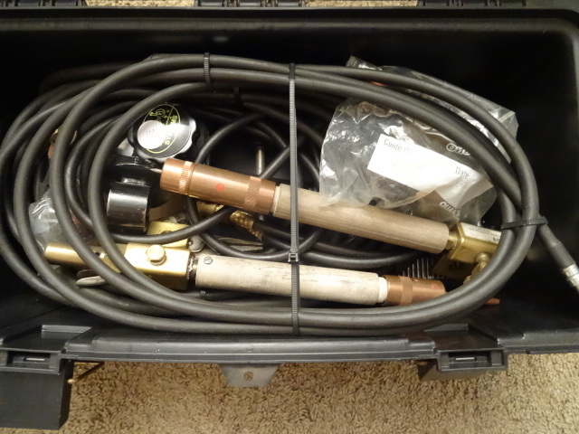 lot 256 image: L-tec mig welding torch kit. With t...