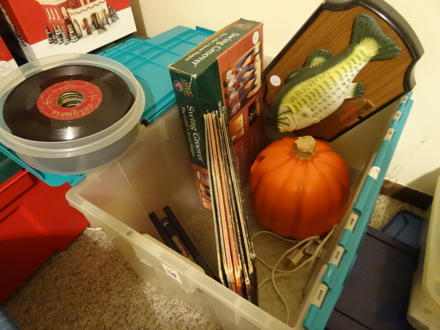 lot 130 image: Misc Records. Swing Groover,