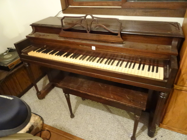 lot 164 image: Winter and Company Vintage Upright Piano