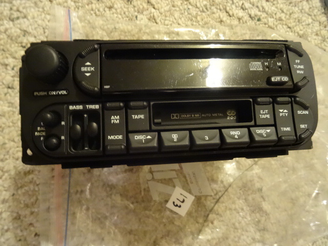 lot 173 image: Chrysler Radio # P56038586AH
