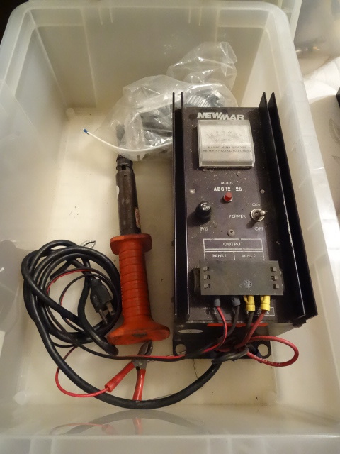 lot 191 image: New mar Model ABC 12-25 Power Supply,
